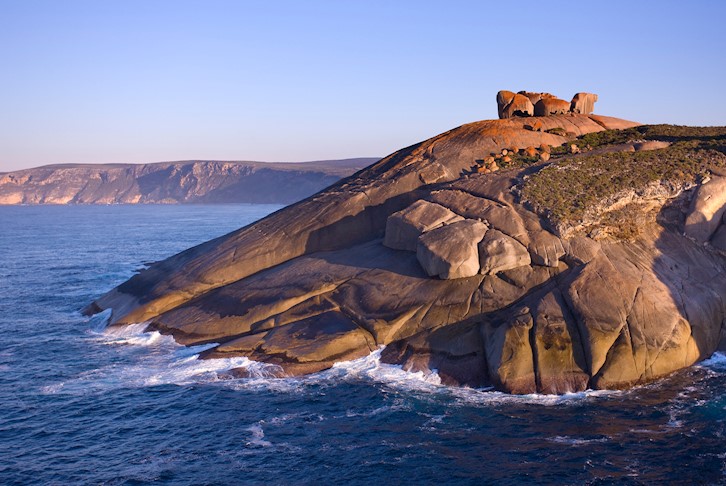 Indian Pacific to Adelaide All-Inclusive with Kangaroo Island Stay