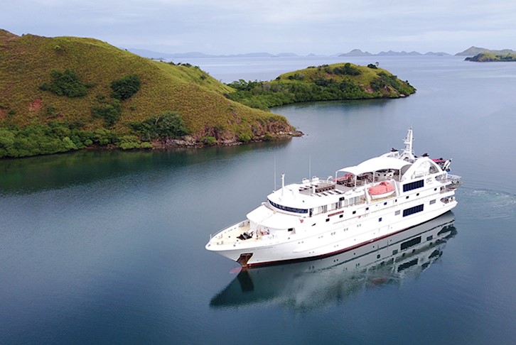 Kimberley Coast Explorer Cruise with Darwin & Broome All-Inclusive Touring