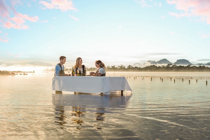 Hobart All-Inclusive with Wineglass Bay & Tassie Delights
