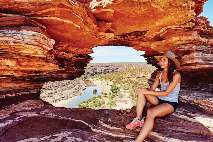 Perth, Monkey Mia, Kalbarri & Pinnacles Small Group Touring