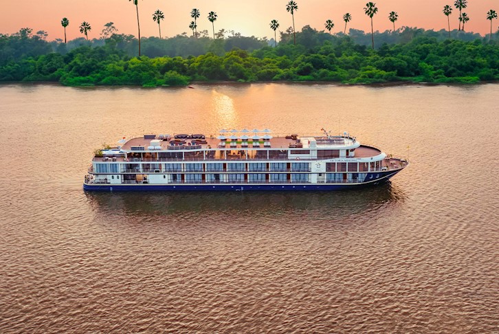 Premium Mekong River Luxury Cruise with Saigon & Angkor