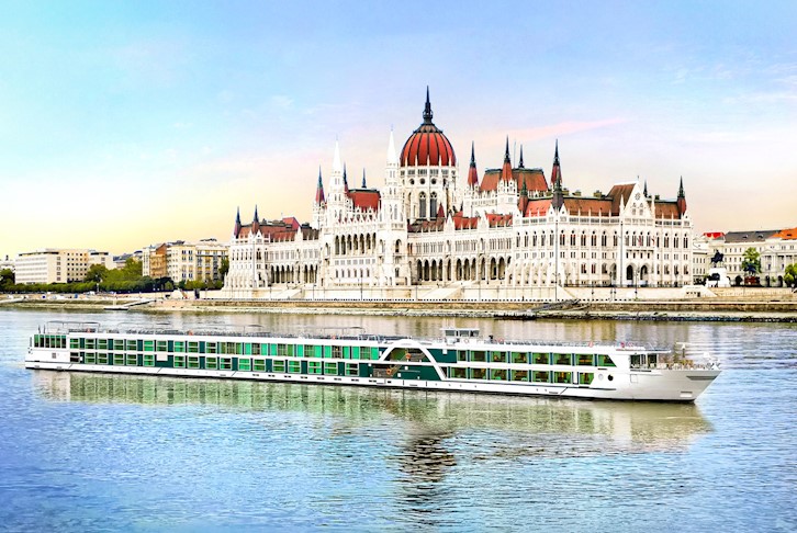 Iconic Danube River Cruise with Budapest & Munich Stays
