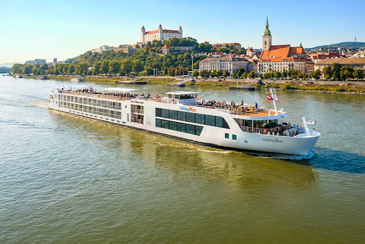 Iconic Danube River Cruise with Munich to Rome Europe Tour